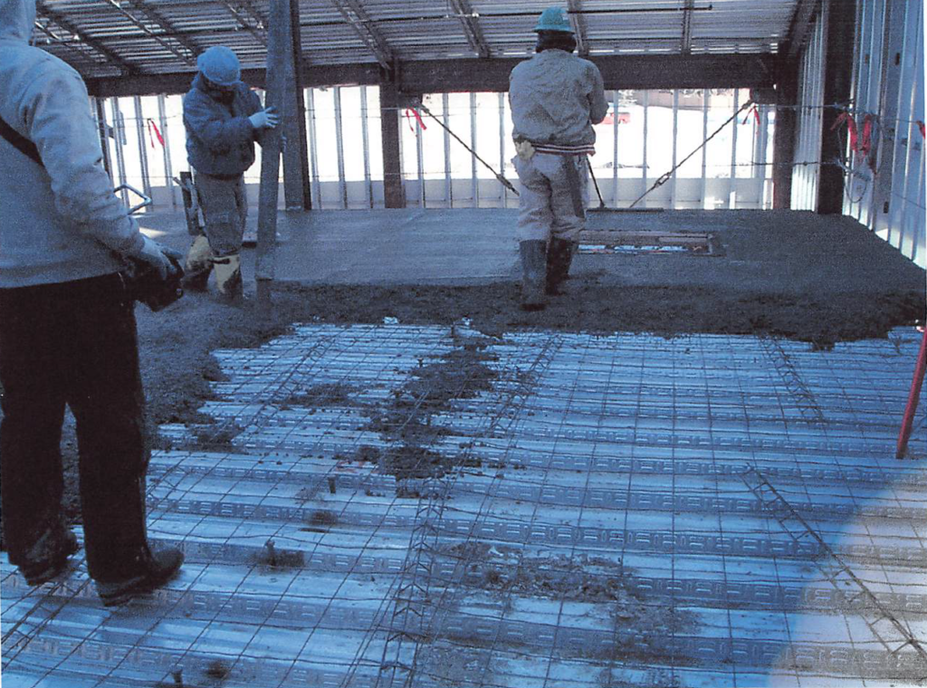 December 2003 Construction Pictures: Second floor concrete pour in progress