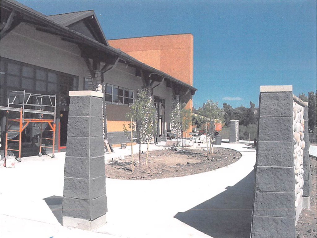 August 2004 | Landscaping in progress at Leisure pool exterior deck